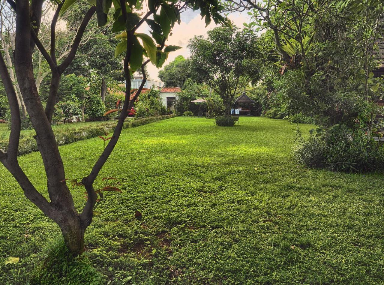 Garden Villas Seminyak Exterior foto