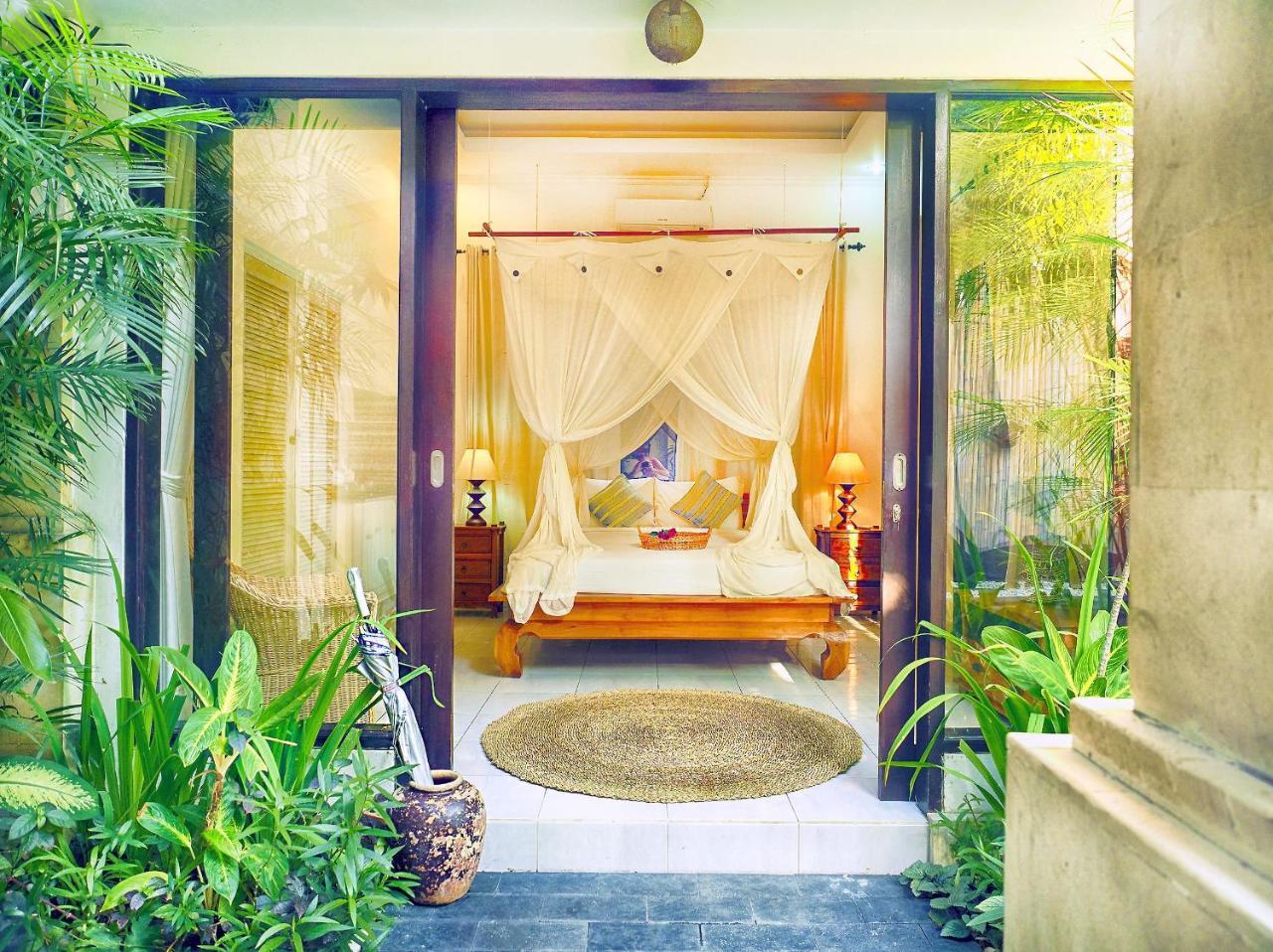 Garden Villas Seminyak Exterior foto